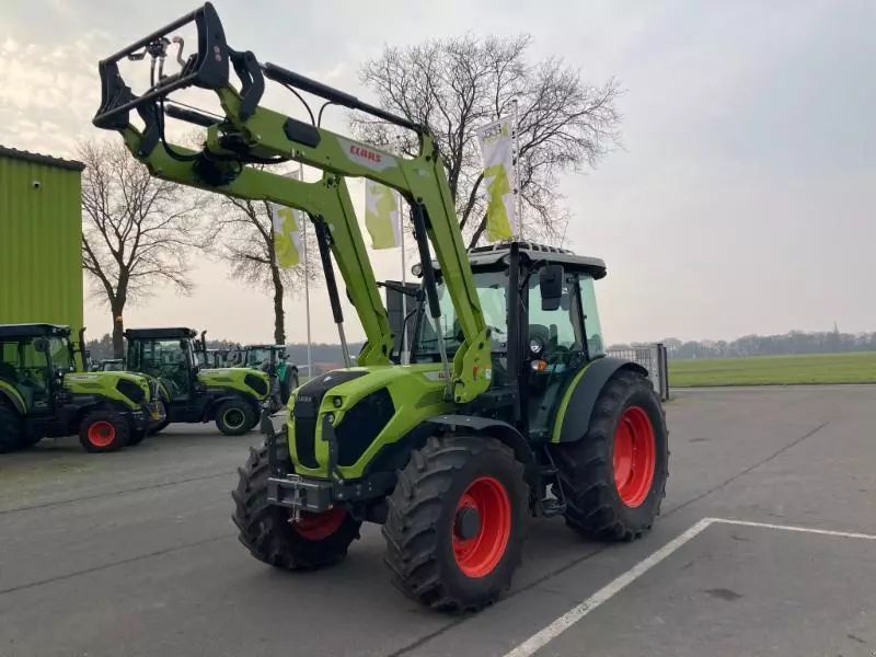 E-FARM: Claas Axos 240 - Traktor - id MGRTKEI - Baujahr: 2023 - Abgelesene Motorstunden: 277,Motorleistung (PS): 103,Deutschland