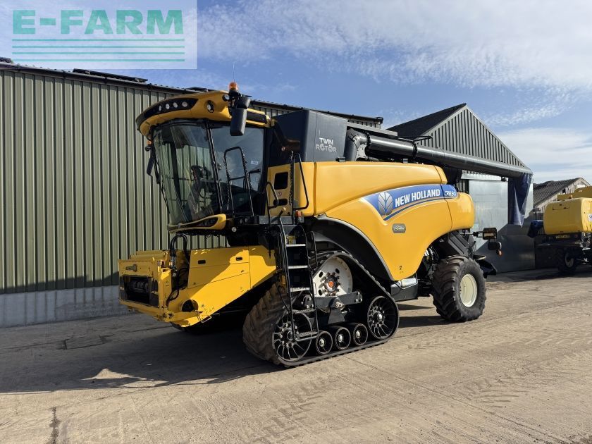 New Holland CR 8.90 Moissonneuse-batteuse 154 710 €
