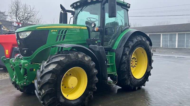 E-FARM: John Deere 6175 R - Traktor - id L1VFHER - 78.250 € - Produktionsår: 2015 - Motortimer: 6.300,Motoreffekt (HP): 164,Østrig