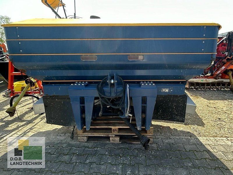 E-FARM: Bogballe m3 w q - Fertiliser spreader - id 5CDGEXK - €7,300 - Year of construction: 2013 - Germany