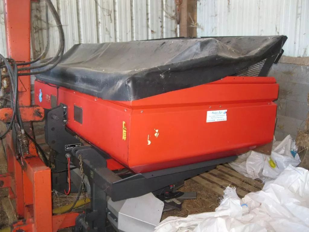 E-FARM: Vicon rs-m 1350 - Epandeur d'engrais - id A1QIW1L - Année: 2005 - France
