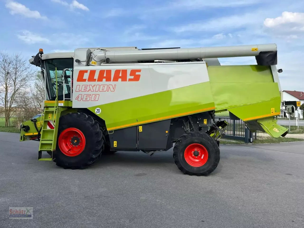 E-FARM: Claas Lexion 460 - Mähdrescher - id 6XZZUA9 - 65.000 € - Baujahr: 2001 - Abgelesene Motorstunden: 3.980,Deutschland