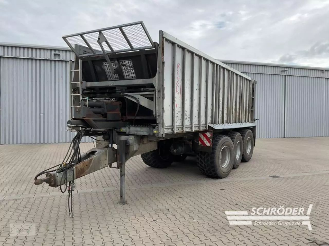 E-FARM: Fliegl asw 288 - Lade-/Silierwagen - id ZNKUEJG - 38.885 € - Baujahr: 2010 - Deutschland