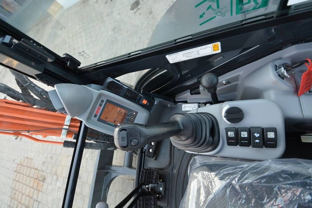 E-FARM: Hitachi ZX38U-6 - Mini excavator - id ICIYX4R - Year of