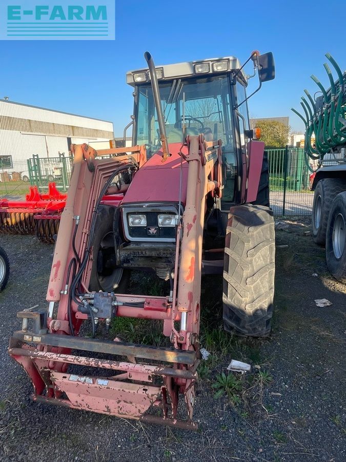 Massey Ferguson 6140 Tractor €17,000