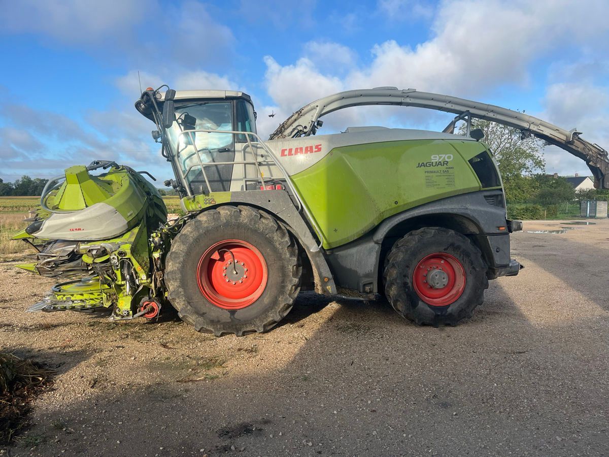 Claas Jaguar 970 Feldhäcksler (selbstfahrend) 475.000 €