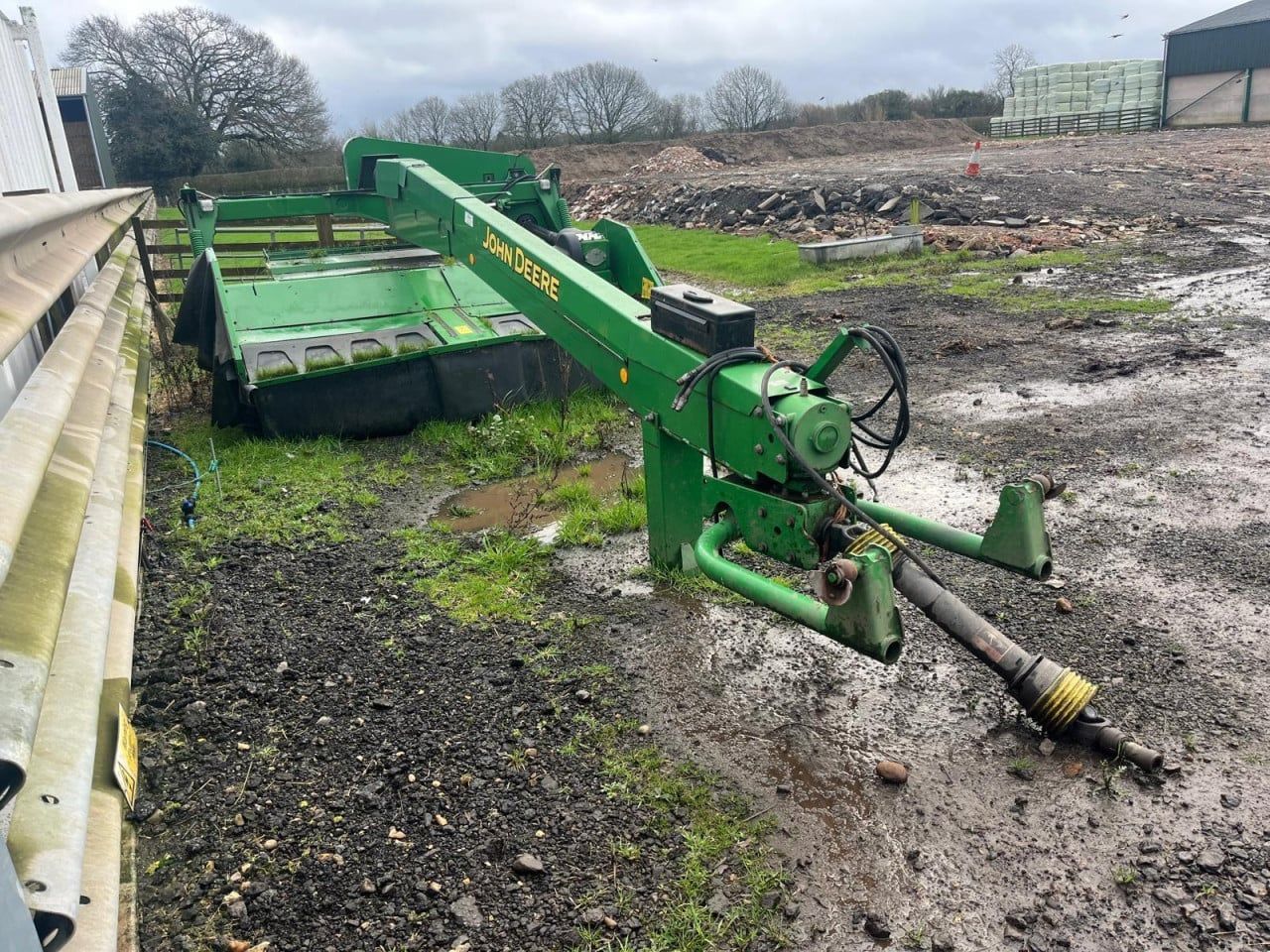 John Deere USED 730 Falciatrice - tosaerba