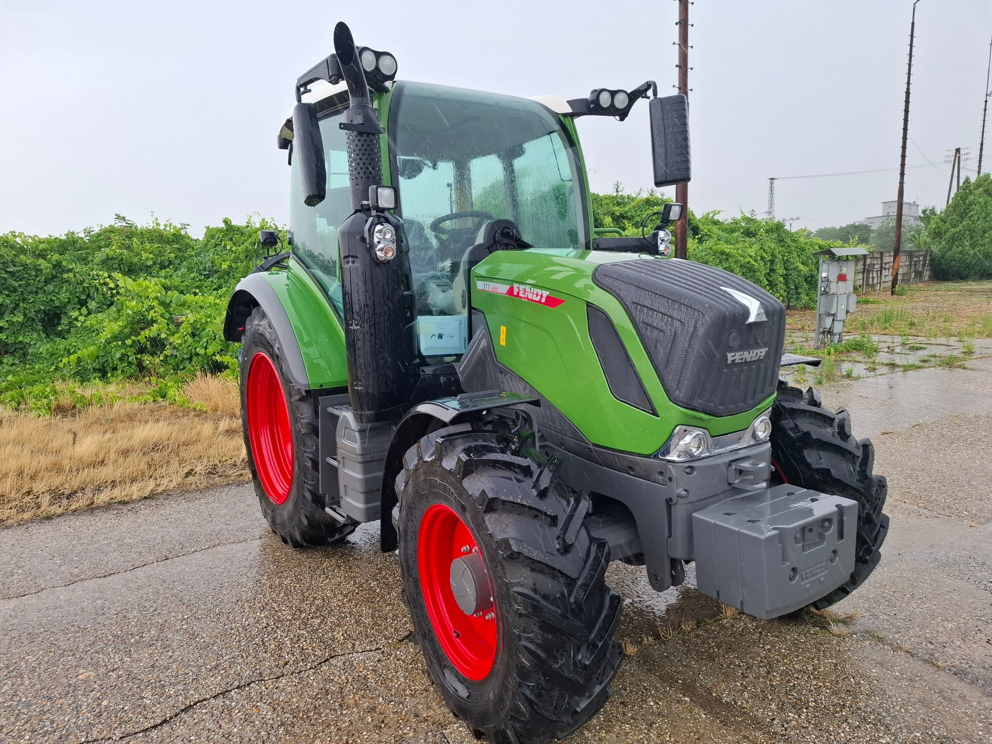 Fendt 311 Vario Traktor 122.400 €