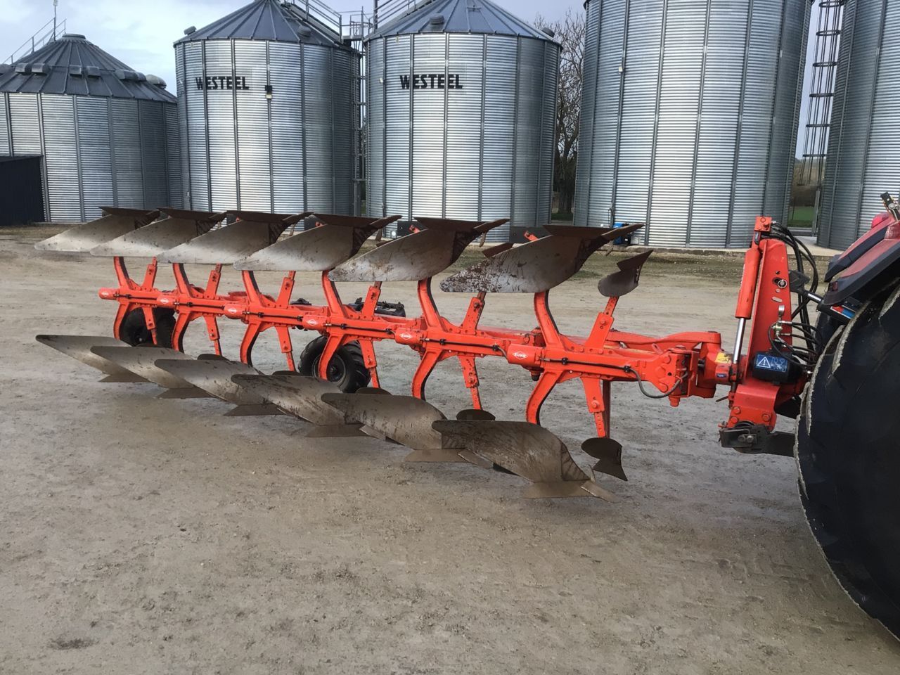 Kuhn varimaster 152 nsh Άροτρο 19.500 €
