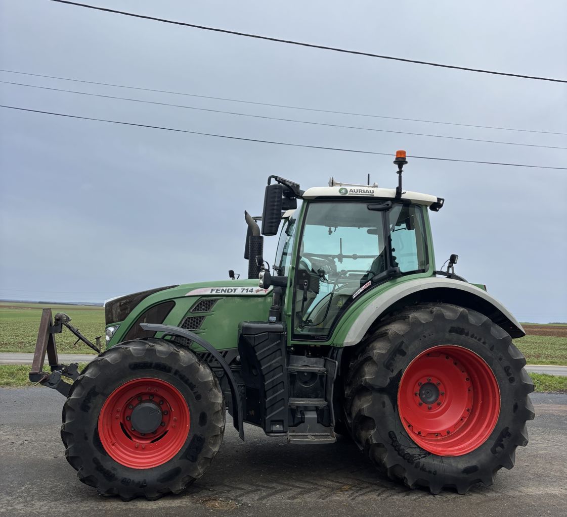 Fendt 714 Vario Traktor 69 000 €