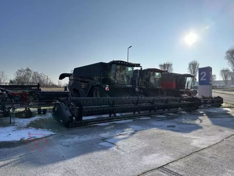 E-FARM: Massey Ferguson Ideal 9 T - Cosechadora - id FIDRB1A - 349.000 € - Año: 2020 - Horas: 600,Potencia del motor: 647,Austria