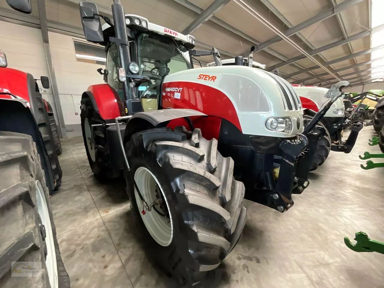 E-FARM: Steyr CVT 6240 - Traktor - id EYDZ8UD - Baujahr: 2018 - Abgelesene Motorstunden: 4.601,Deutschland