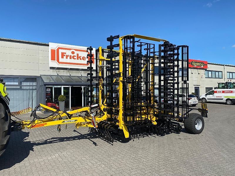 E-FARM: Bednar swifter so 8000 f - Combinata per preparazione letto di semina - id DNI83CZ - 48.250 € - Anno di costruzione: 2025 - Germania