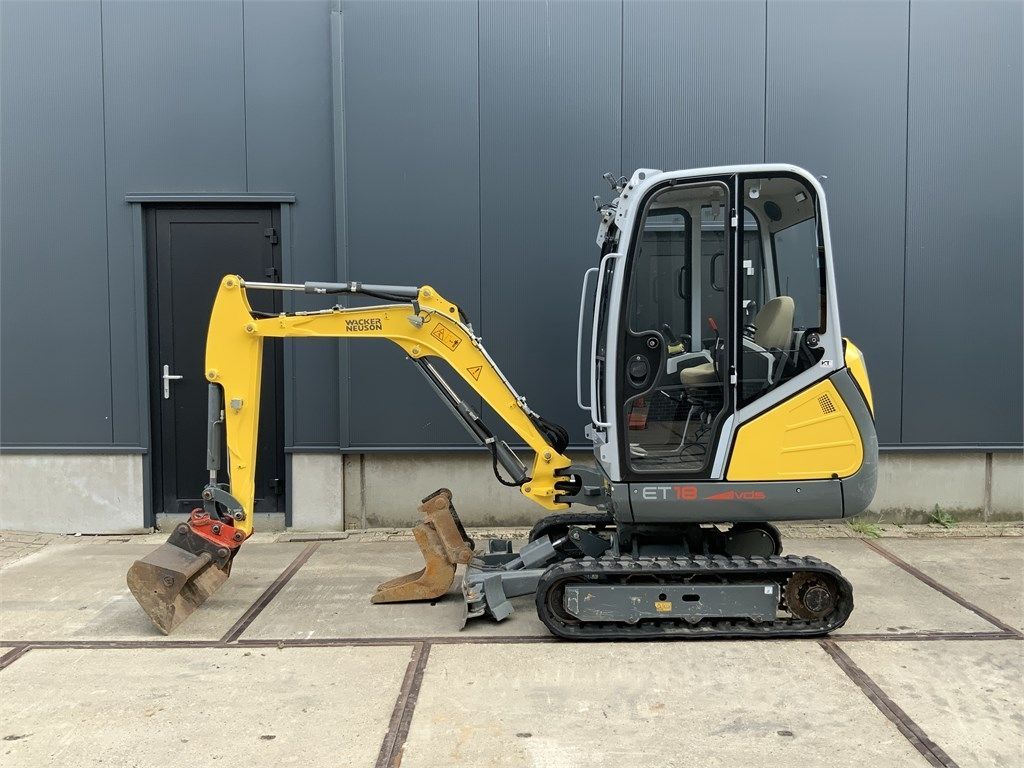 Wacker Neuson ET18 Mini excavadora  18.750 €