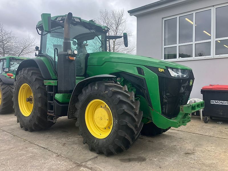 John Deere 8R 340 Tractor €150,000