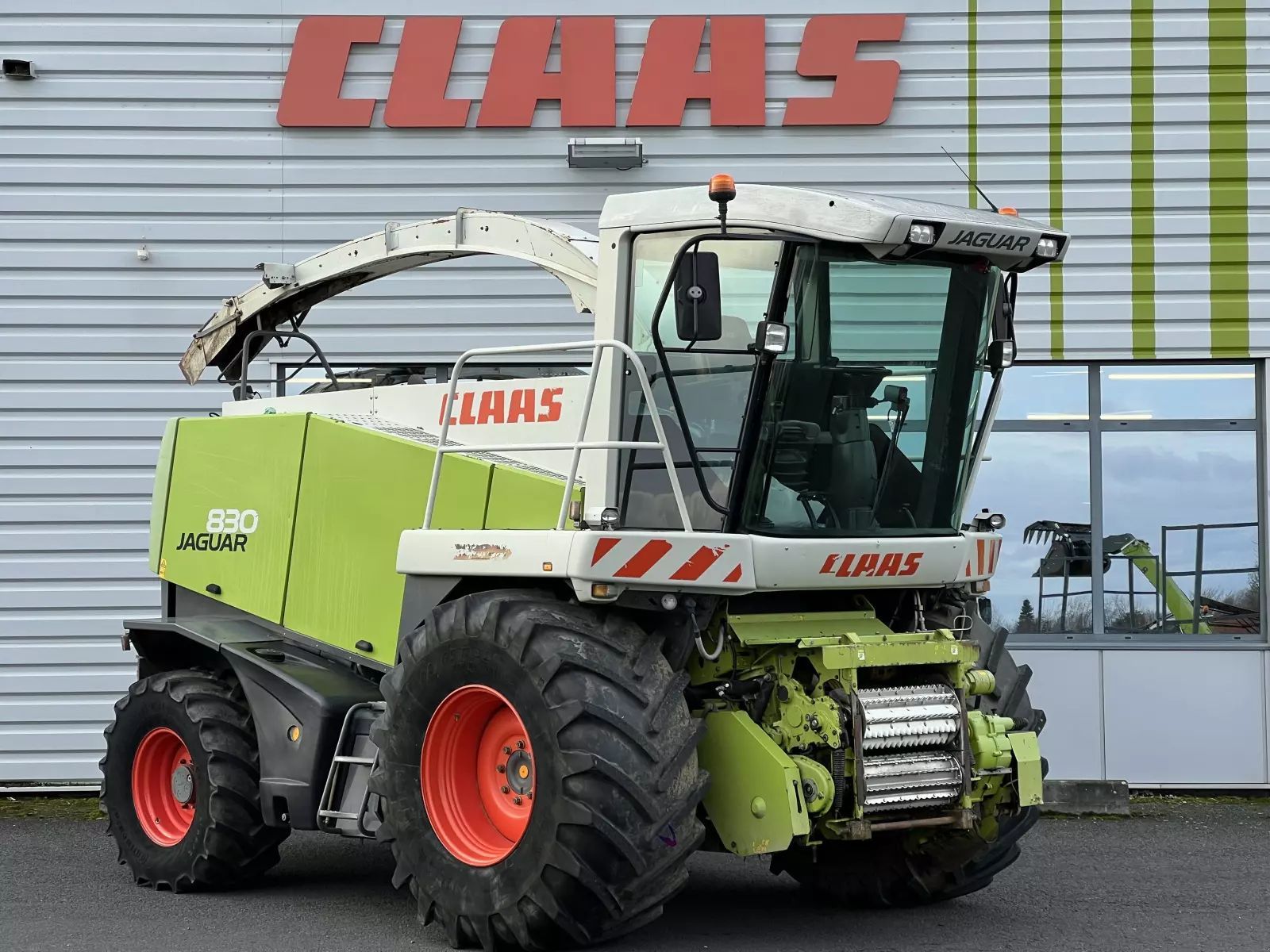 E-FARM: Claas Jaguar 830 - Cosechadora de forraje autopropulsada - id KRVJPK2 - 115.000 € - Año: 2013 - Horas: 3700,Francia
