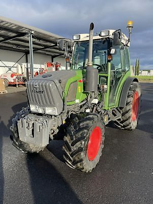 E-FARM: Fendt 211 Vario - Трактор - id CCXKQMN - 80 000 € - Година на построяване: 2019 - Работни часове на двигателя: 2300,Мощност на двигателя (HP): 110,Франция