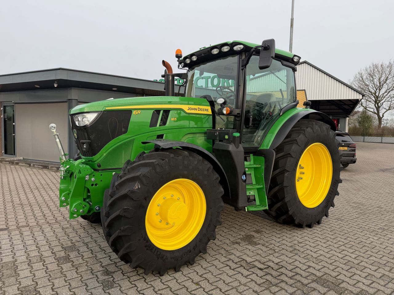 John Deere 6R 165 Tractor €135,000