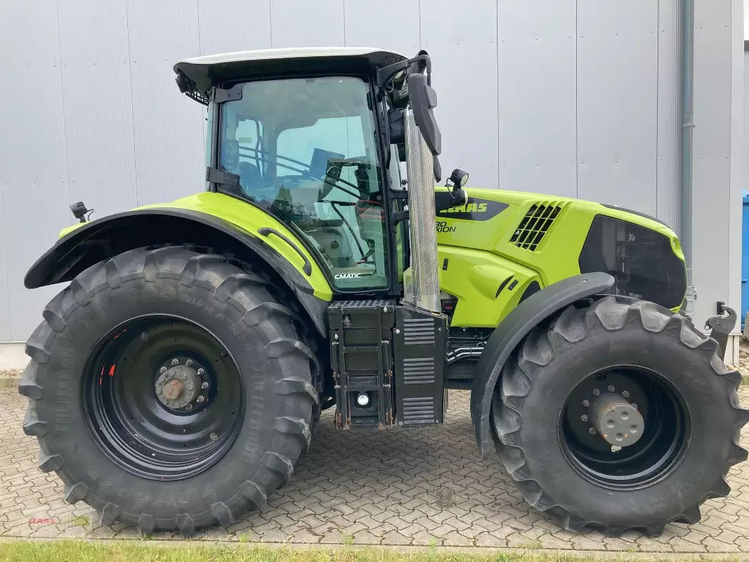E-FARM: Claas Axion 830 CMATIC - Traktor - id NNHHG6S - 93.000 € - Baujahr: 2018 - Abgelesene Motorstunden: 3.885,Motorleistung (PS): 235,Deutschland