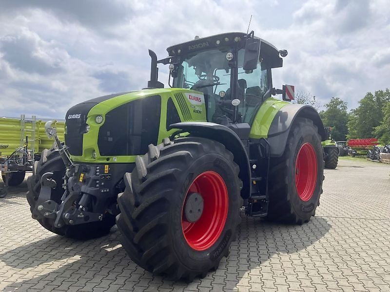 Claas Axion 960 CMATIC Tractor €259,990
