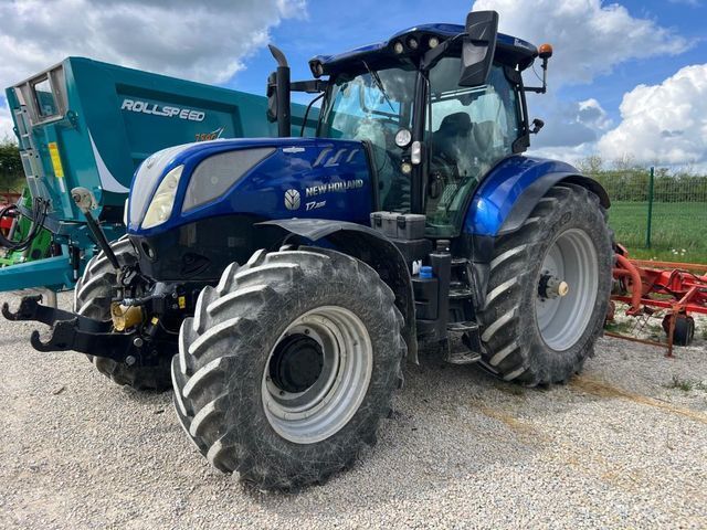 New Holland T7.225 Tractor €79,500