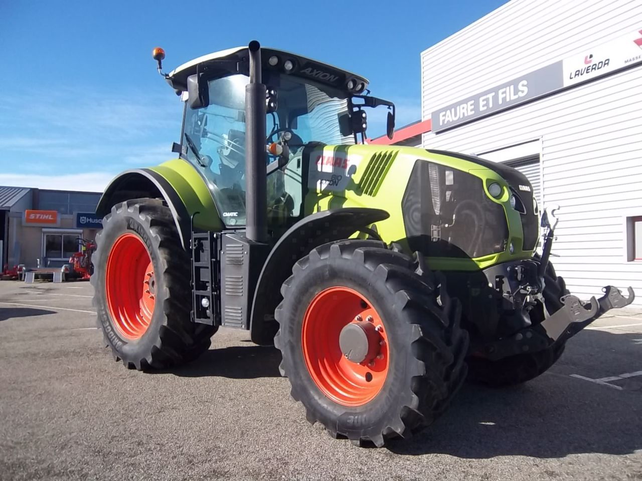 Claas Axion 810 CMATIC Tractor 82.000 EUR