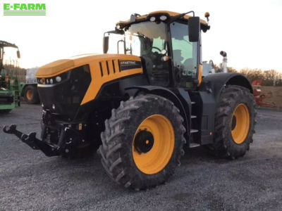 E-FARM: JCB Fastrac 8330 - Tractor - id CFQQLCI - €149,000 - Year of construction: 2019 - Engine hours: 3,500,Engine power (HP): 330,France