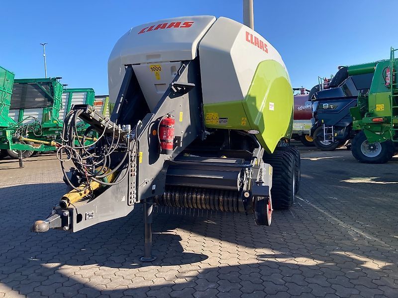 Claas Quadrant 5300 FC Baler €79,900