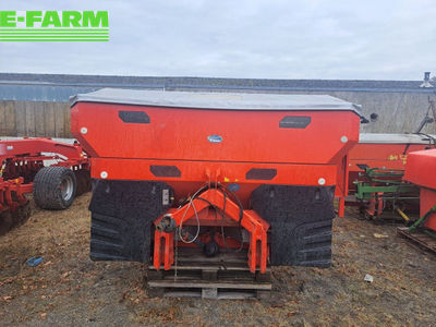 E-FARM: Kuhn axis 40.1w - Epandeur d'engrais - id V9QMKCX - 7 900 € - Année: 2012