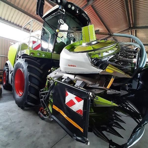 Claas Jaguar 970 Self propelled forage harvester