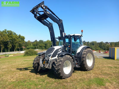 E-FARM: Valtra N174 Direct - Tractor - id BNPEIZB - €115,000 - Year of construction: 2021 - Engine hours: 1,200,Engine power (HP): 175,France