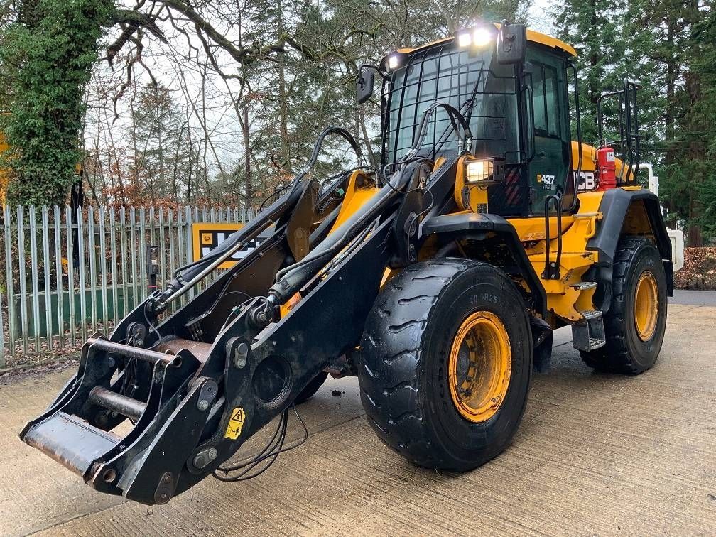 JCB 437 HT Wheel loader €52,085
