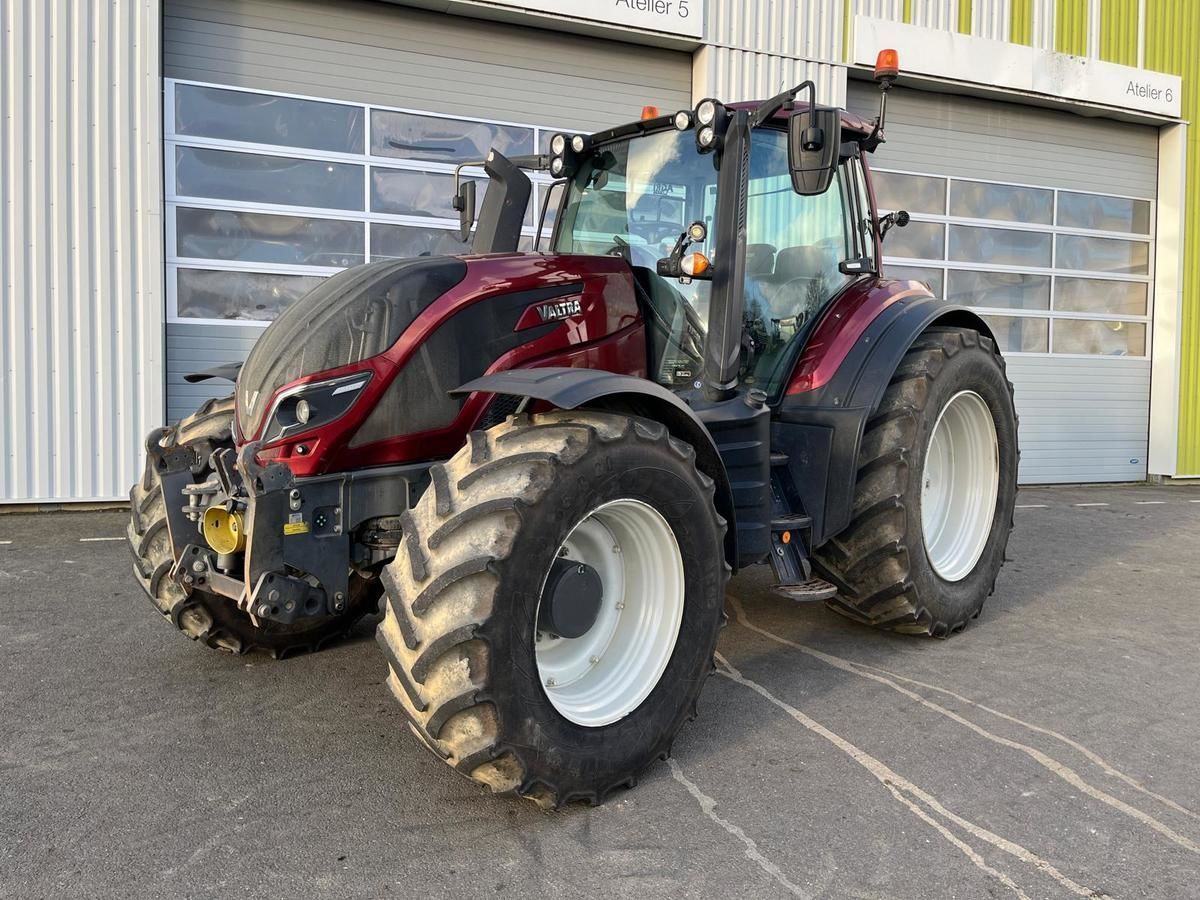 Valtra T 214 Τρακτέρ 93.000 €