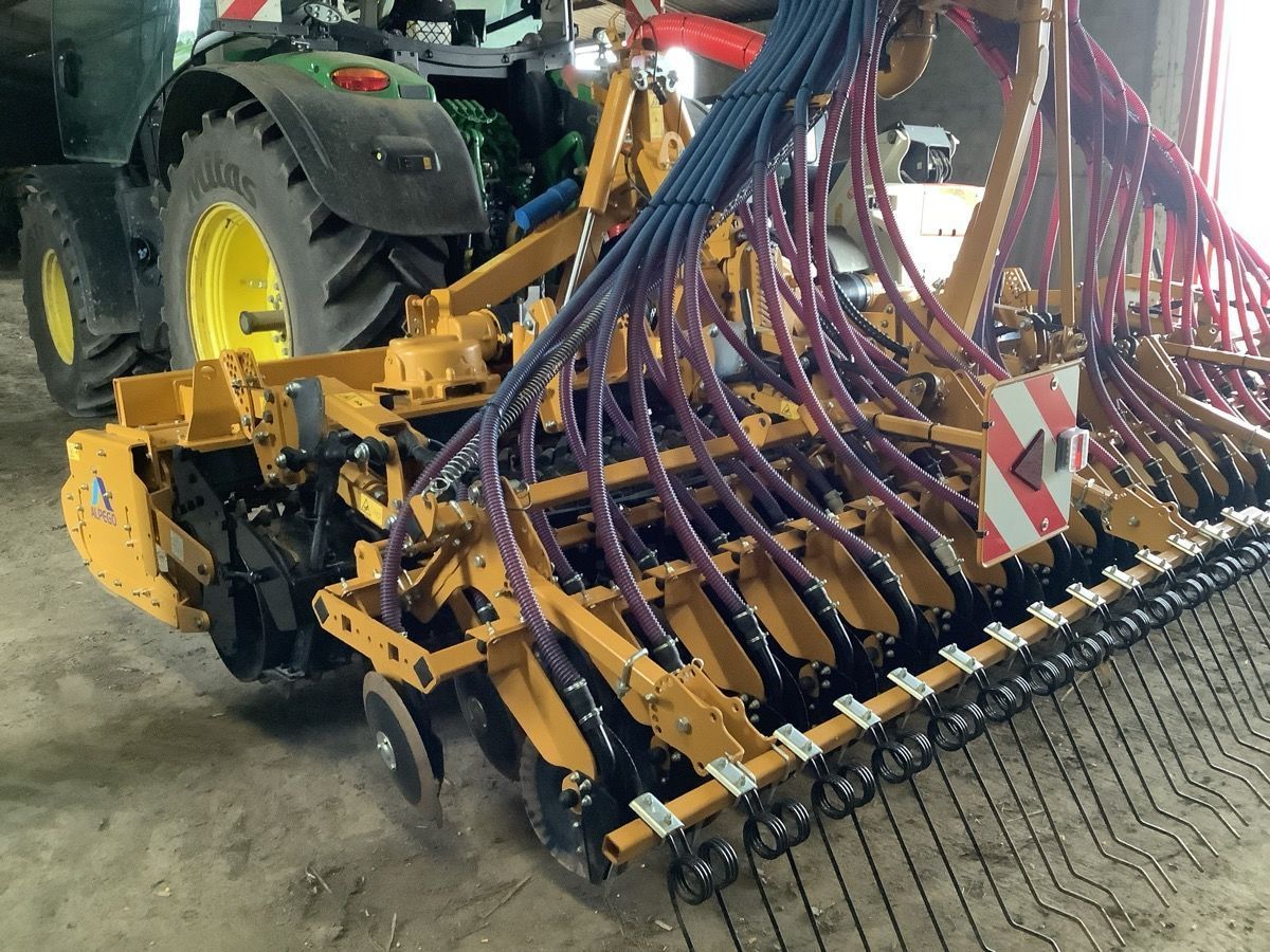 E-FARM: Alpego AS-PRO - Semoir - id 7DIXPED - 70 900 € - Année: 2022 - France