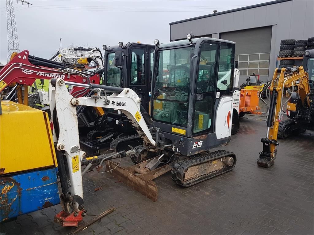 Bobcat E19 Mini kotrógép 17 000 EUR