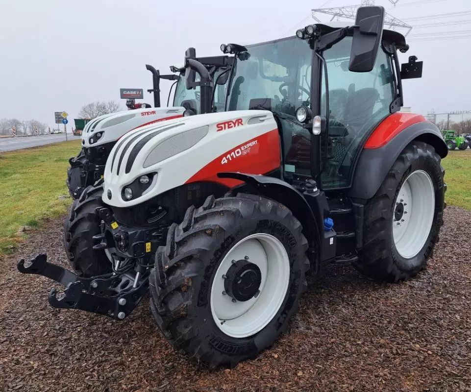 E-FARM: Steyr Expert 4110 CVT - Traktor - id TKYP2WX - 68.300 € - Baujahr: 2022 - Abgelesene Motorstunden: 71,Motorleistung (PS): 110,Deutschland