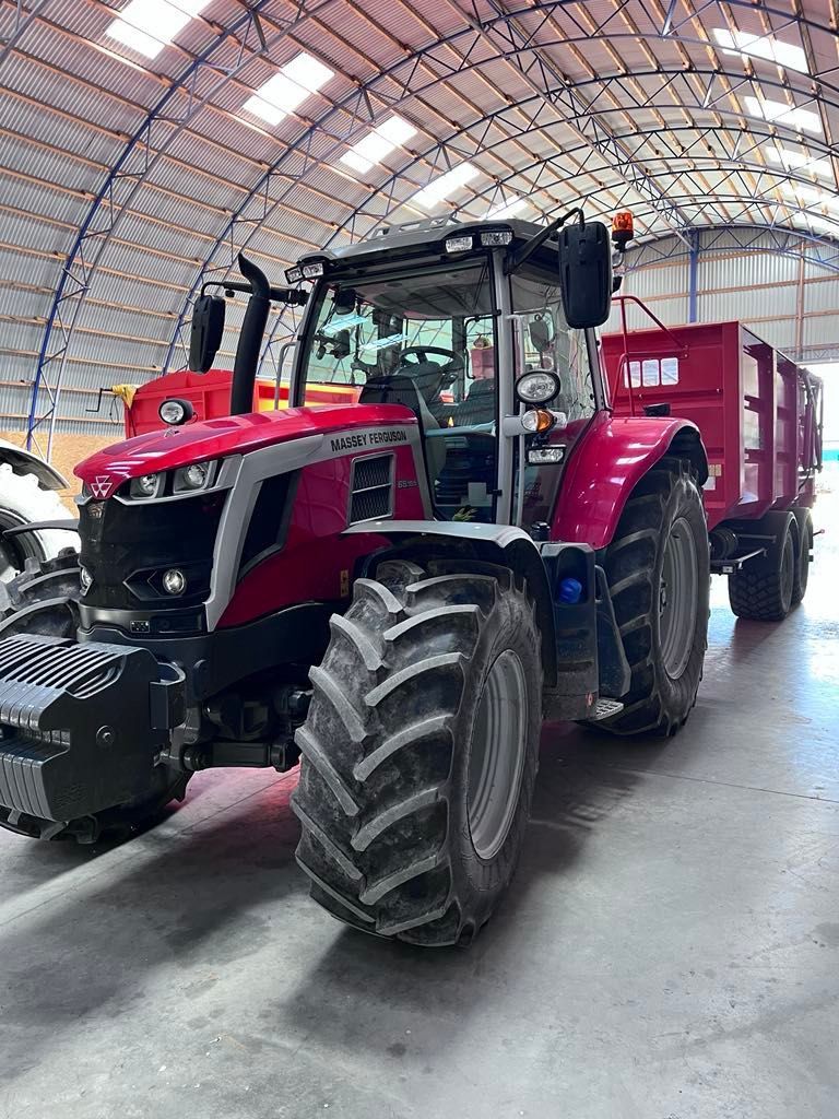 Massey Ferguson 6S.155 Tractor €87,000
