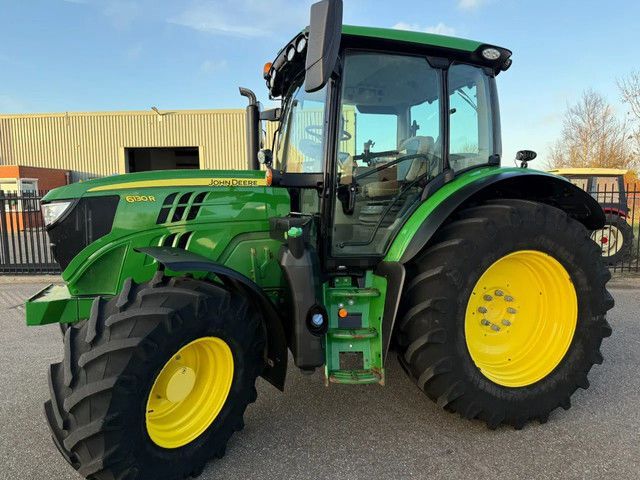 John Deere 6130 R Traktor 78 500 €