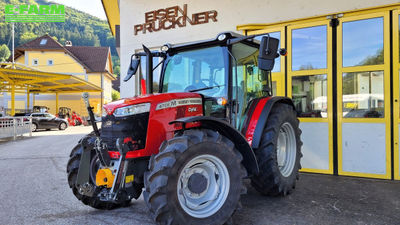 E-FARM: Massey Ferguson 4708M - Tractor - id BEBZPDT - €47,334 - Year of construction: 2024 - Engine hours: 1,Engine power (HP): 82,Austria