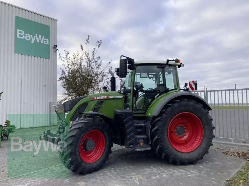 Fendt 724 Vario ProfiPlus Traktor 146.775 €