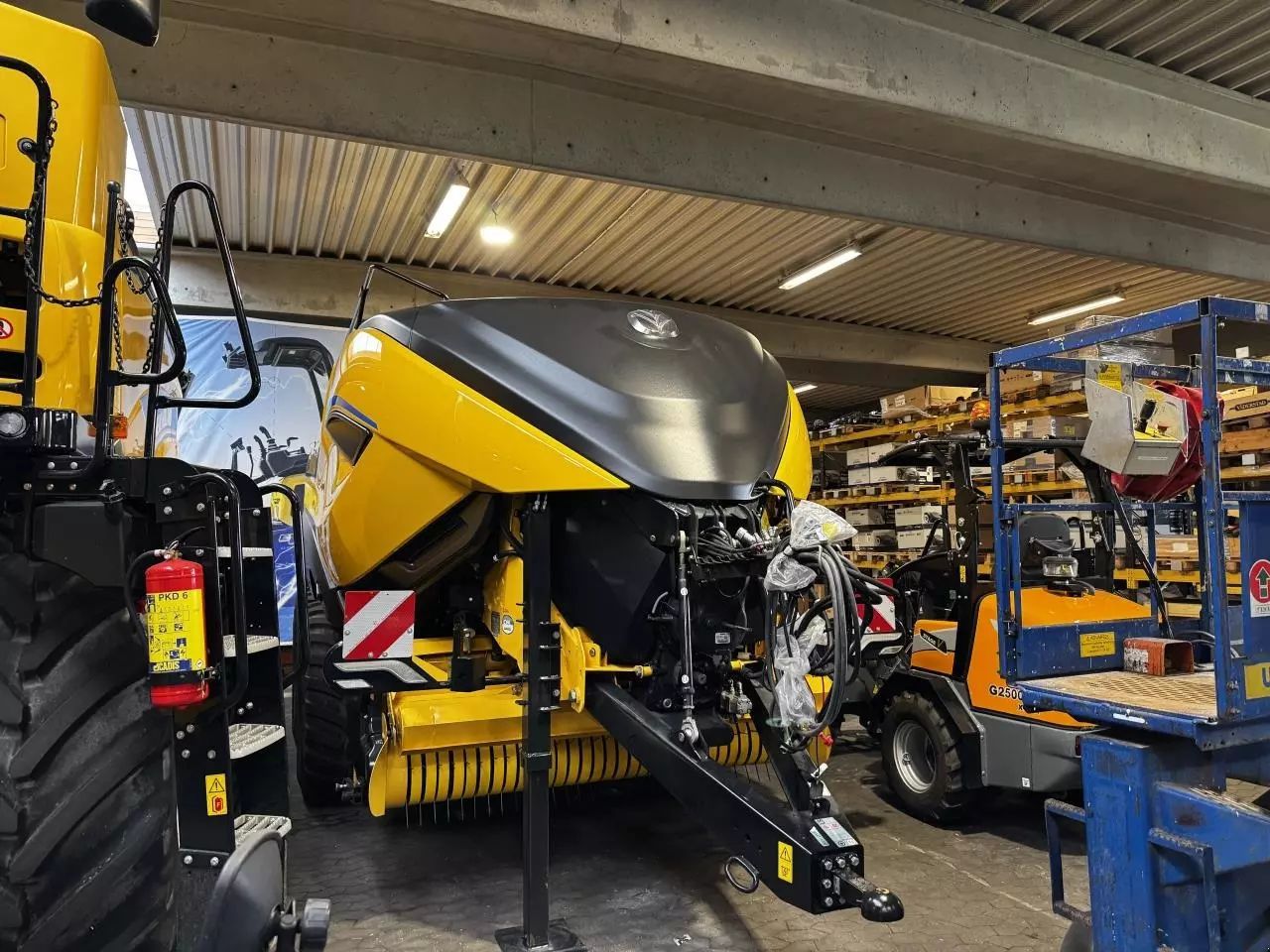 New Holland BB 1290 RC HD Baler