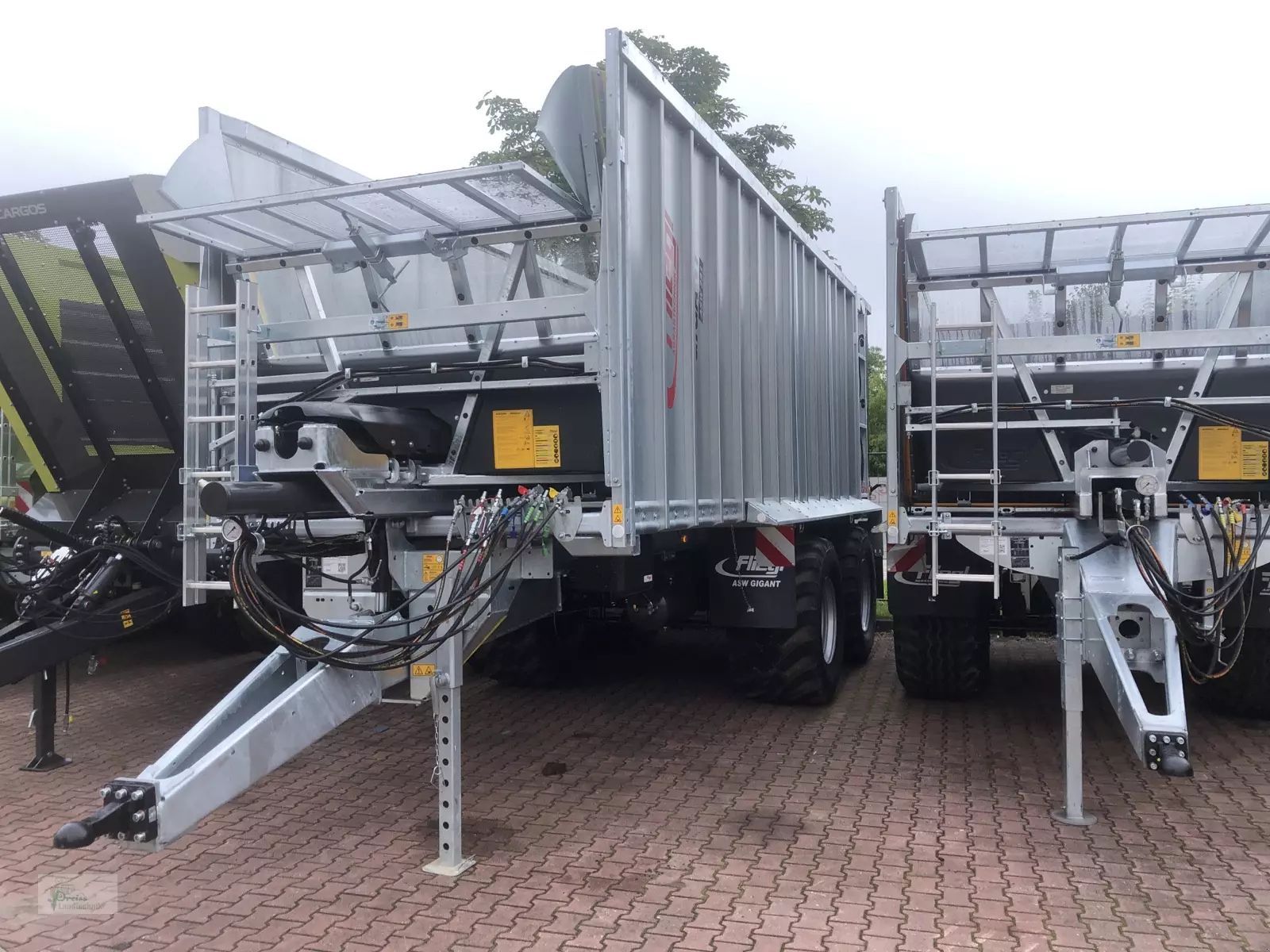 E-FARM: Fliegl gigant asw 281 - Lade-/Silierwagen - id DSQEXHV - 59.900 € - Baujahr: 2025 - Deutschland
