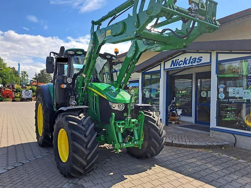 E-FARM: John Deere 6120 M - Traktor - id CSHFIV3 - 124.900 € - Leto izgradnje: 2023 - Število ur motorja: 110,Moč motorja (HP): 120,Nemčija