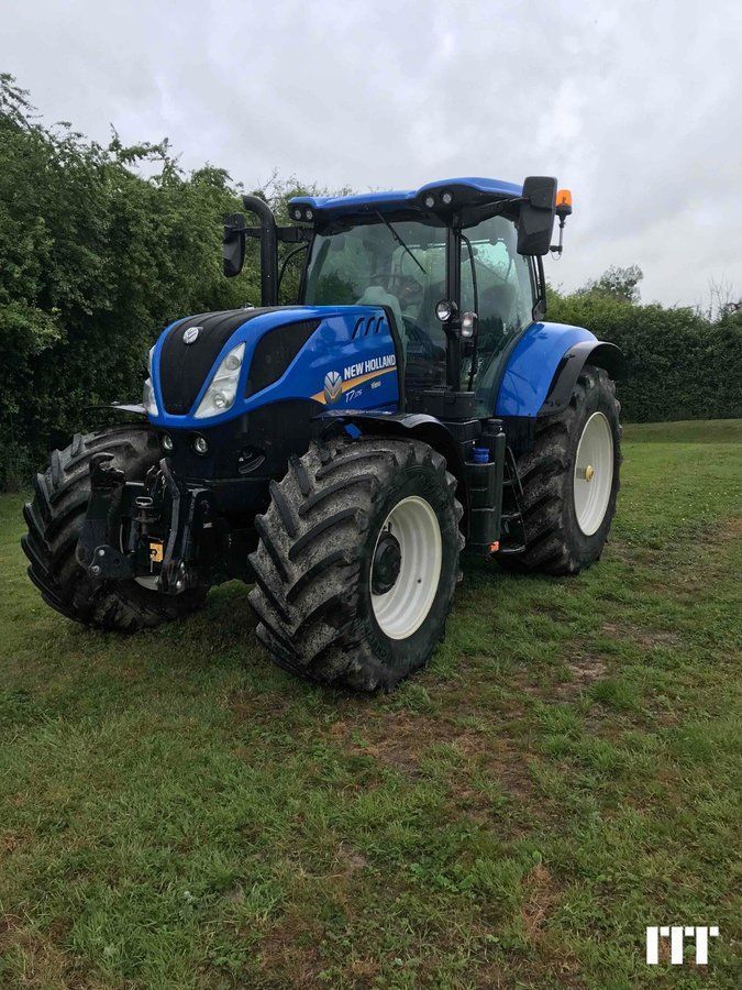 E-FARM: New Holland T7.175 - Tractor - id E9DWPXE - 75.000 € - Año: 2021 - Horas: 1.251,Potencia del motor: 155,Francia