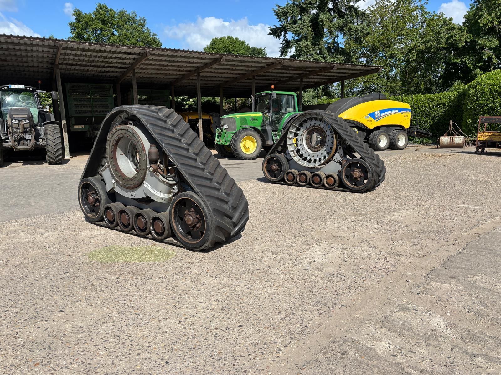 E-FARM: tidue raupenlaufwerk 24 zoll - Cosechadora de hortalizas - id VBF2JP9 - 15.883 € - Año: 2010 - Alemania