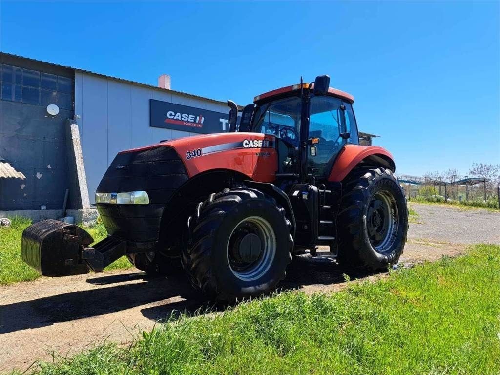 E-FARM: Case IH Magnum 340 - Tractor - id MBM3VPN - 65.000 EUR - Anul: 2011 - Citeste ore: 8.638,Muterea motorului: 340,Bulgaria
