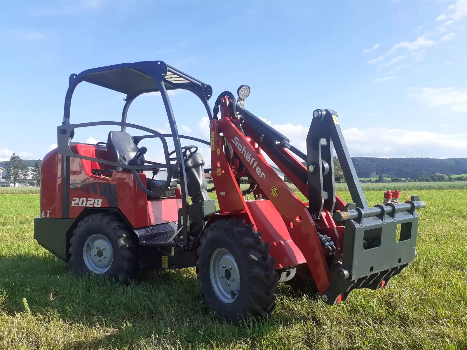 E-FARM: Schäffer 2028 SLT - Wheel loader - id Y8K6V5A - €27,227 - Year of construction: 2024 - Engine hours: 14,Engine power (HP): 25,Germany
