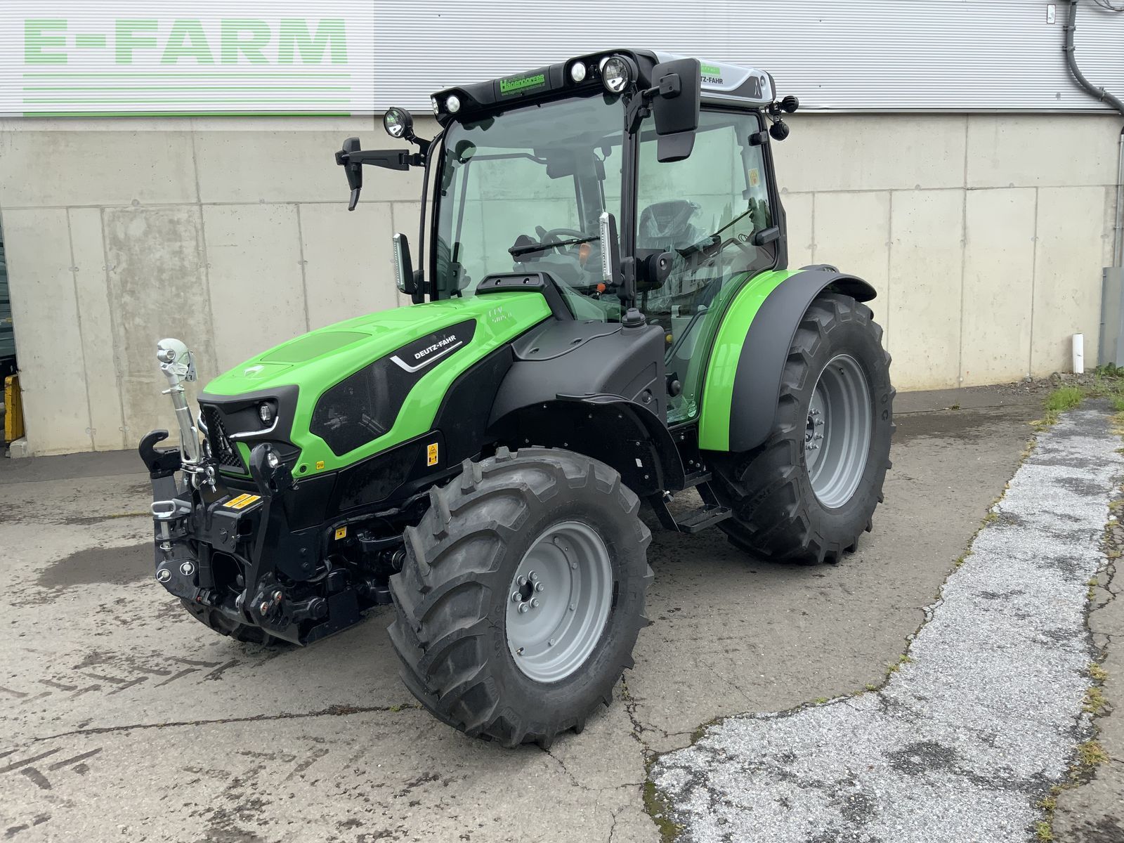 Deutz-Fahr 5105 Tractor €71,584