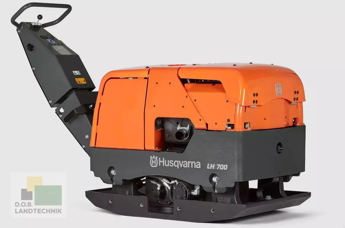 E-FARM: Husqvarna lh 700 - Rüttelplatte - id WGQHH1P - 9.500 € - Deutschland