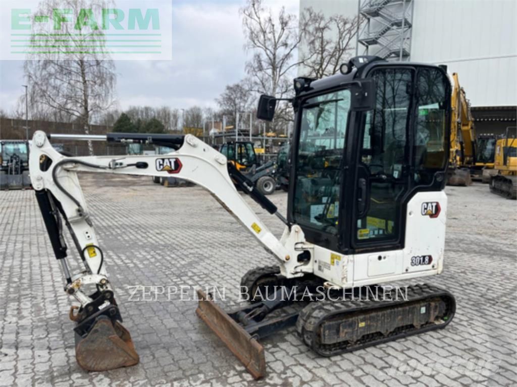 Caterpillar 301.8-05a Excavadora de orugas 17.900 €